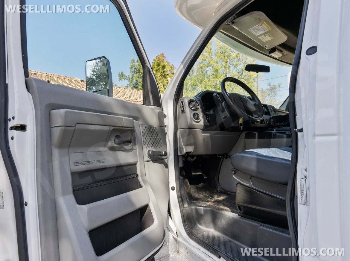 Limo Bus for Sale in Los Angeles, CA - Photo 24