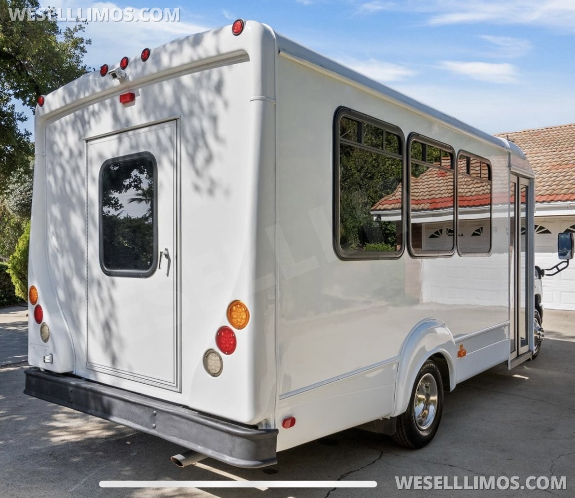 Limo Bus for Sale in Los Angeles, CA - Photo 17