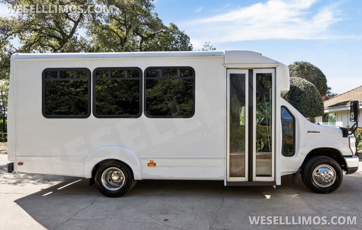 Limo Bus for Sale in Los Angeles, CA - Photo 18