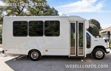 2018 Ford E450 Limo Bus - Limo Bus for Sale in Los Angeles, CA - Photo 18