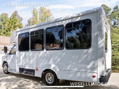 2018 Ford E450 Limo Bus - Limo Bus for Sale in Los Angeles, CA - Photo 19