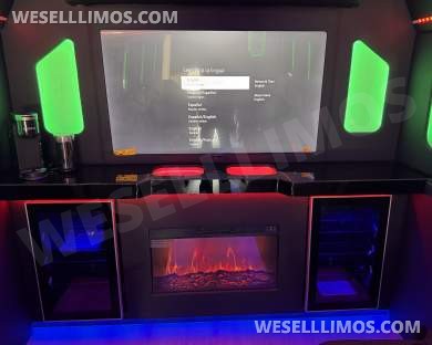 2018 Ford E450 Limo Bus - Limo Bus for Sale in Los Angeles, CA - Photo 25