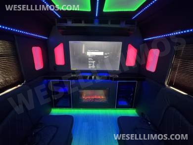 2018 Ford E450 Limo Bus - Limo Bus for Sale in Los Angeles, CA - Photo 35