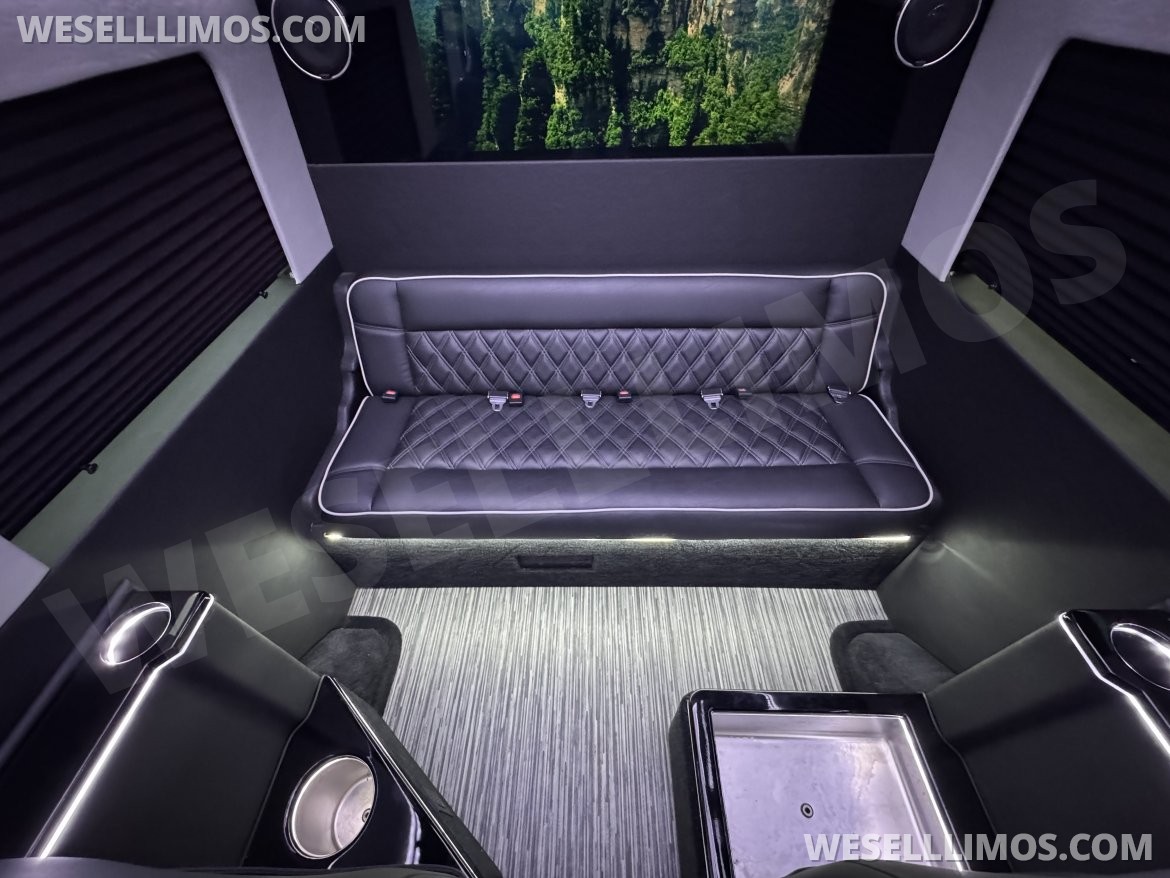 Executive Shuttle for Sale in Crowley, LA - Photo 10