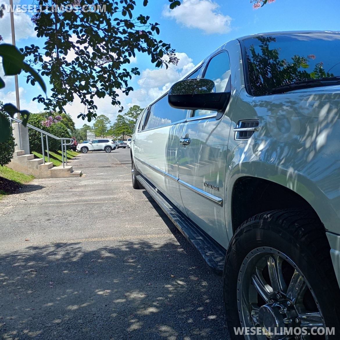 SUV Stretch for Sale in Baton rouge, LA - Photo 2