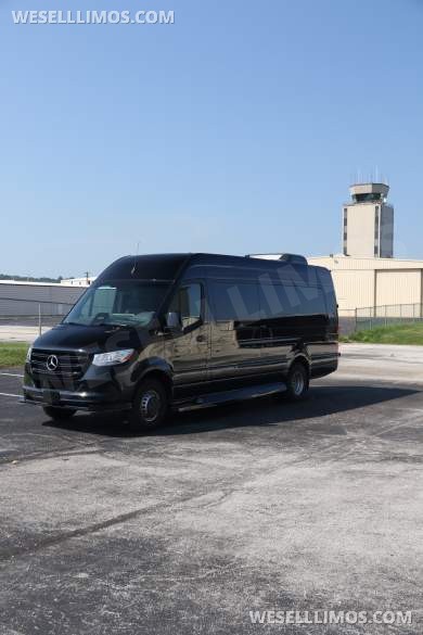 2025 Mercedes-Benz Sprinter 3500 Sprinter for Sale in Chesterfield, MO