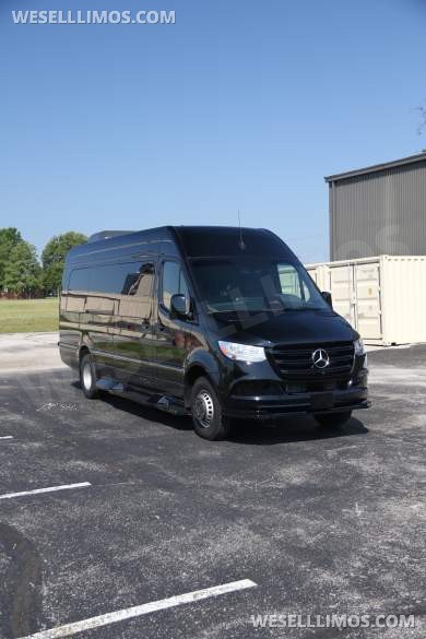Perfect Condition - 2025 Mercedes-Benz Sprinter 3500 Sprinter 170" EXT - Sprinter for Sale in Chesterfield, MO - Photo 6