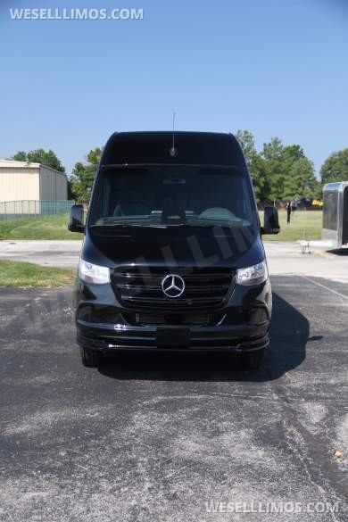 Perfect Condition - 2025 Mercedes-Benz Sprinter 3500 Sprinter 170" EXT - Sprinter for Sale in Chesterfield, MO - Photo 10