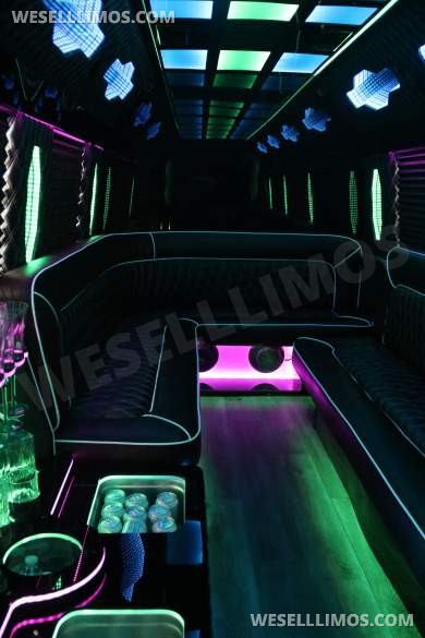 Perfect Condition - 2025 Mercedes-Benz Sprinter 3500 Sprinter 170" EXT - Sprinter for Sale in Chesterfield, MO - Photo 15