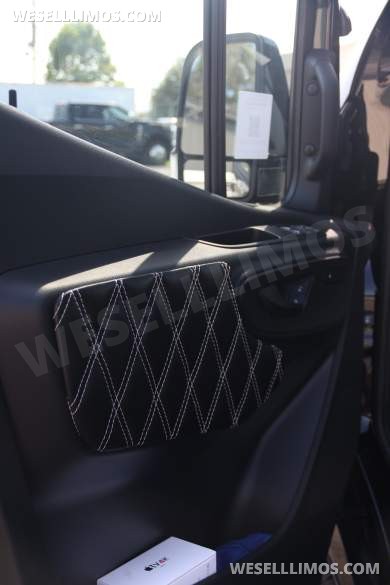 Perfect Condition - 2025 Mercedes-Benz Sprinter 3500 Sprinter 170" EXT - Sprinter for Sale in Chesterfield, MO - Photo 20