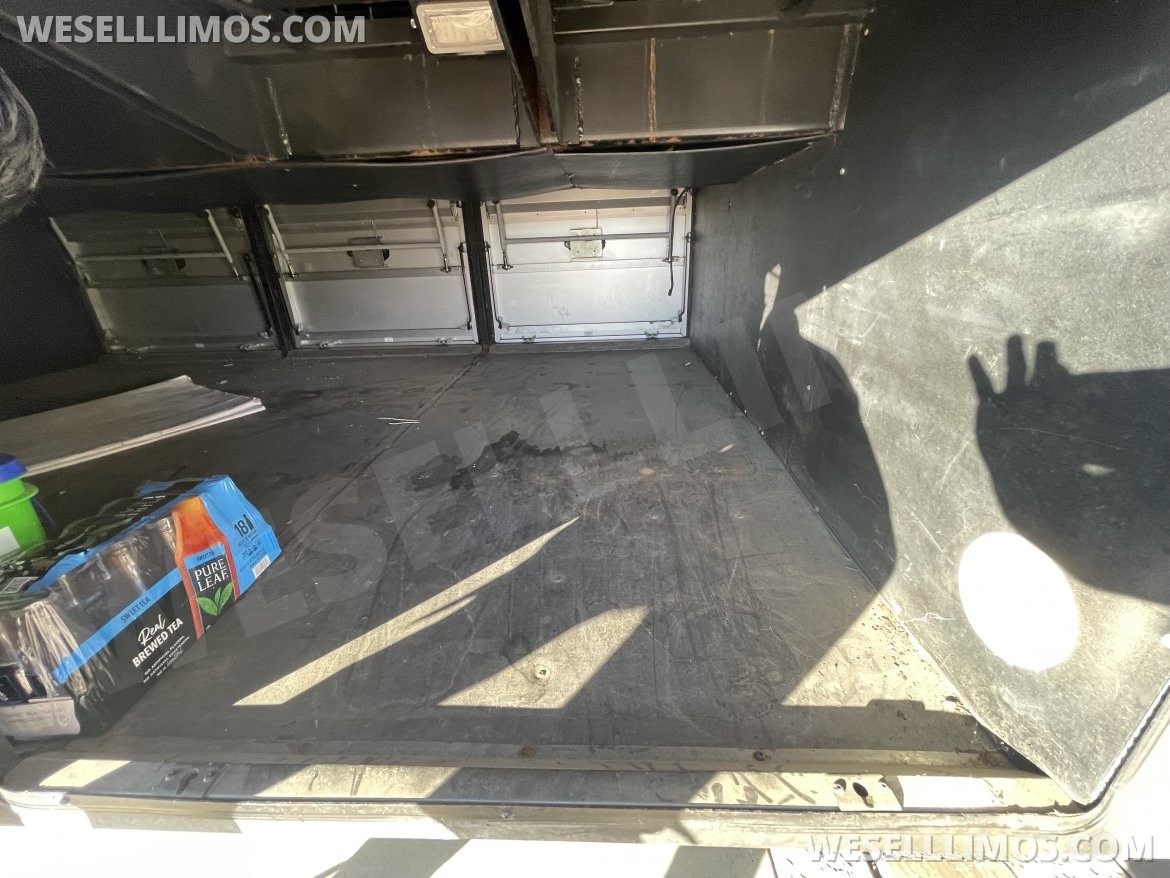 Motorcoach for Sale in CORONA, CA - Photo 5