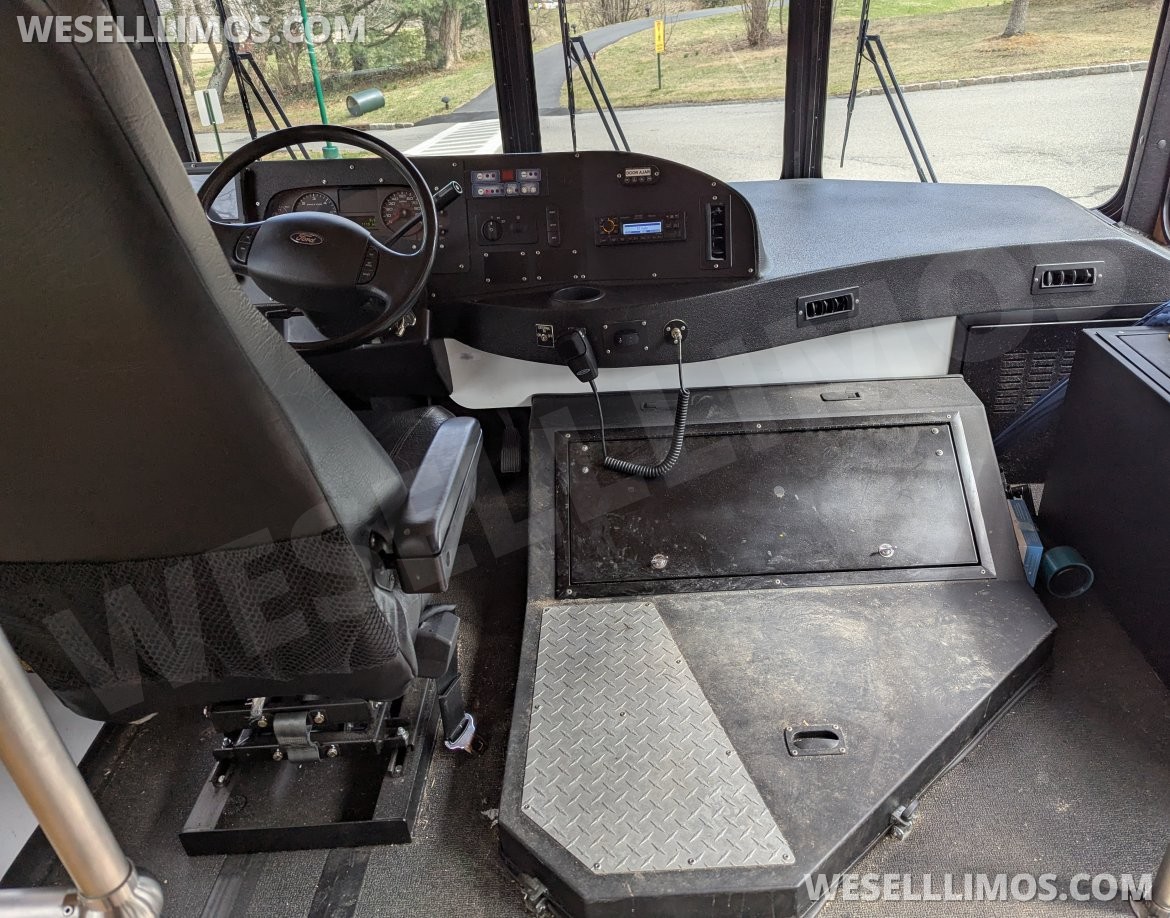 Trolley for Sale in Long Island, NY - Photo 12