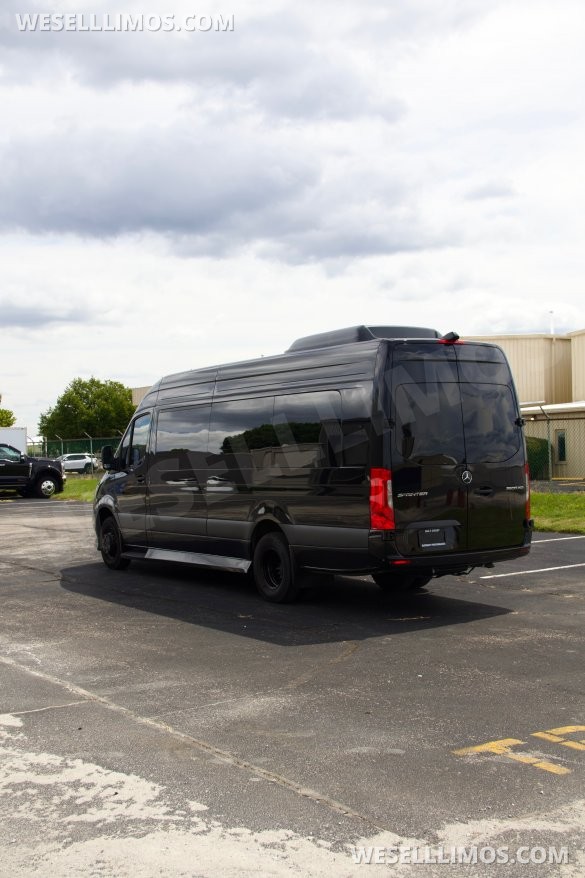 2024 Mercedes-Benz Sprinter 3500 Sprinter for Sale in Chesterfield, MO - Photo 3