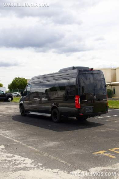 Low Mileage - 2024 Mercedes-Benz Sprinter 3500 Sprinter XD - Amazing Condition - Sprinter for Sale in Chesterfield, MO - Photo 3