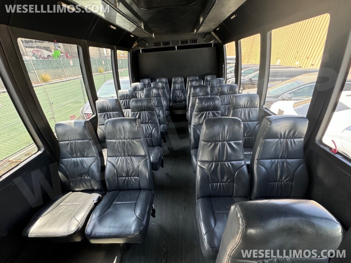 Shuttle Bus for Sale in Las Vegas, NV - Photo 8