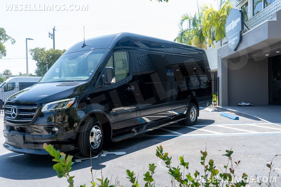 Sprinter for Sale in Fort Lauderdale, FL - Photo 2
