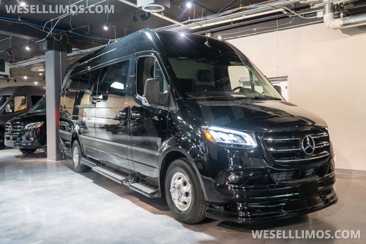 Sprinter for Sale in Fort Lauderdale, FL - Main Photo