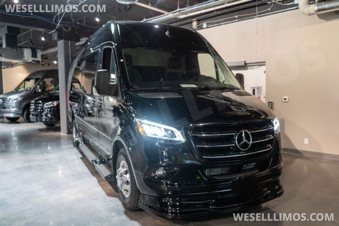 Sprinter for Sale in Fort Lauderdale, FL - Photo 2