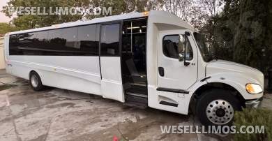 2020 Freightliner Shuttle 45" by Freightliner garage - Shuttle Bus for Sale in Los Angeles, CA - Photo 4