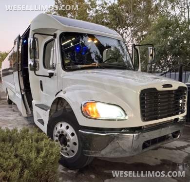 2020 Freightliner Shuttle 45" by Freightliner garage - Shuttle Bus for Sale in Los Angeles, CA - Photo 8