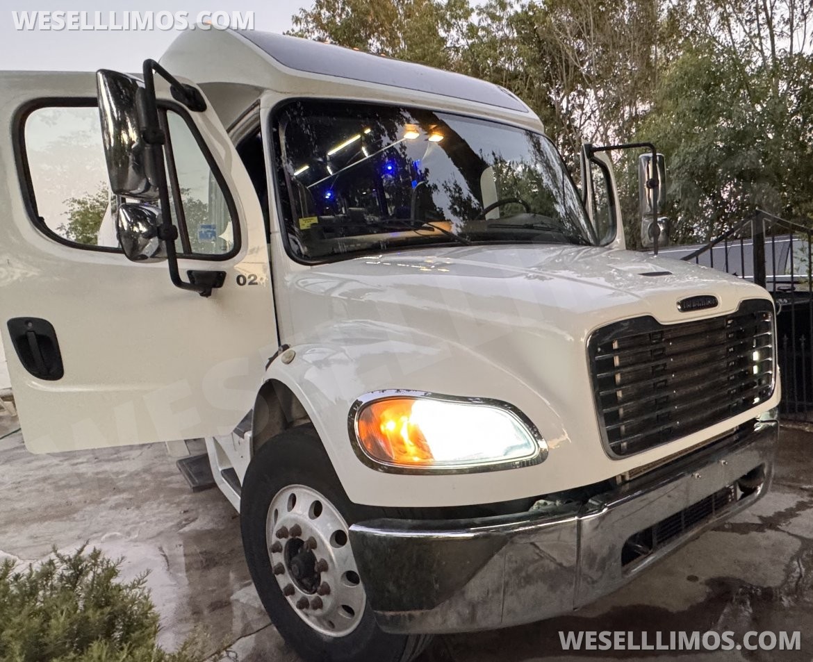 Shuttle Bus for Sale in Los Angeles, CA - Photo 7