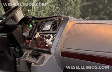 2020 Freightliner Shuttle 45" by Freightliner garage - Shuttle Bus for Sale in Los Angeles, CA - Photo 18