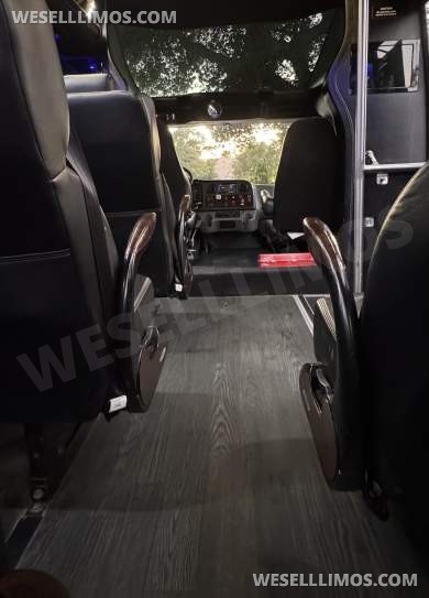 2020 Freightliner Shuttle 45" by Freightliner garage - Shuttle Bus for Sale in Los Angeles, CA - Photo 23