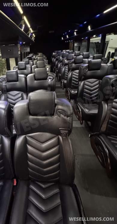 2020 Freightliner Shuttle 45" by Freightliner garage - Shuttle Bus for Sale in Los Angeles, CA - Photo 25