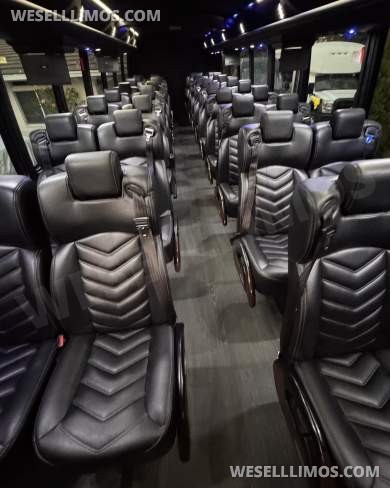 2020 Freightliner Shuttle 45" by Freightliner garage - Shuttle Bus for Sale in Los Angeles, CA - Photo 27