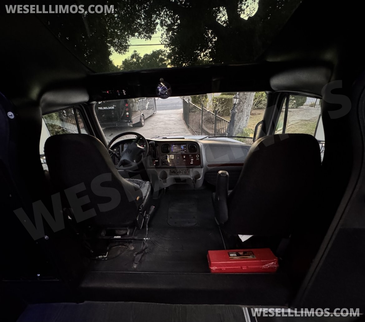 Shuttle Bus for Sale in Los Angeles, CA - Photo 29