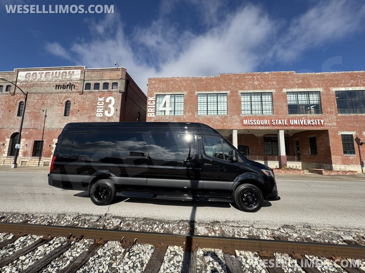 Sprinter for Sale in Spingfield, MO - Photo 17