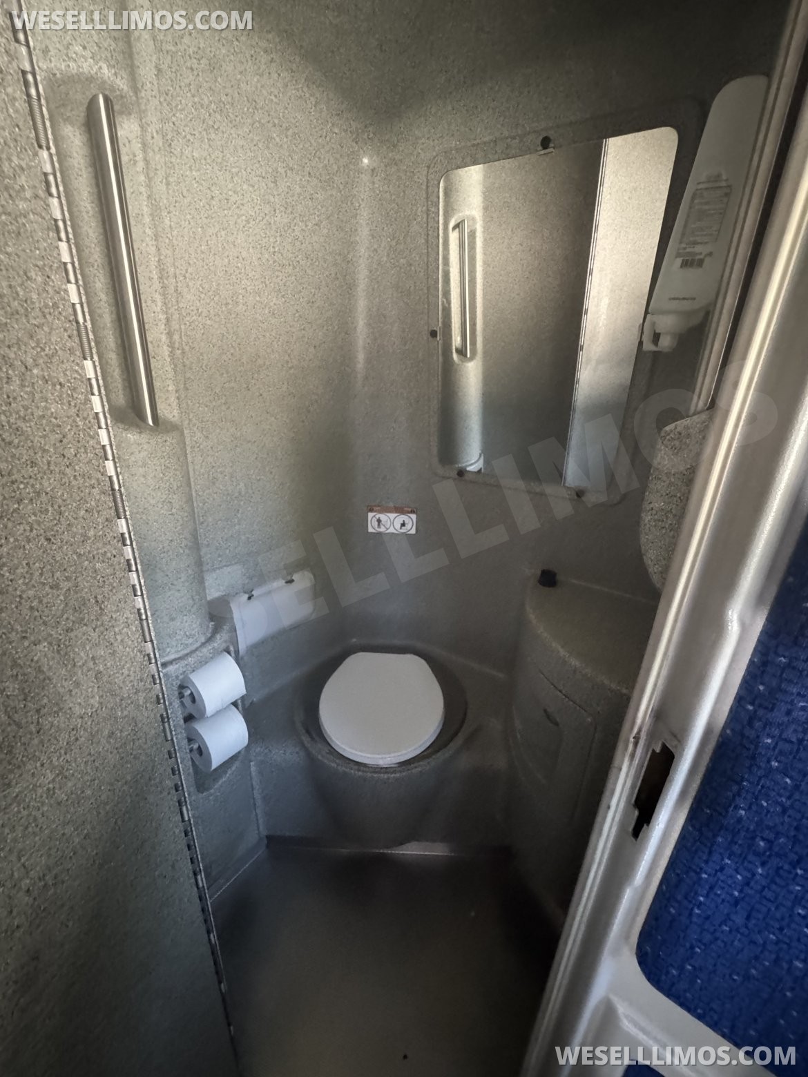 Motorcoach for Sale in Westport, MA - Photo 15