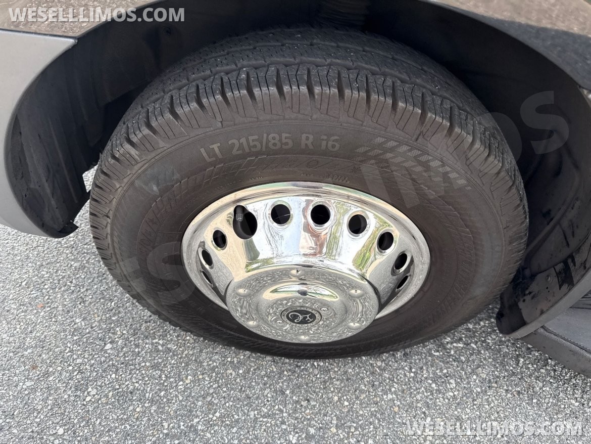 Sprinter for Sale in Baldwin, NY - Photo 41