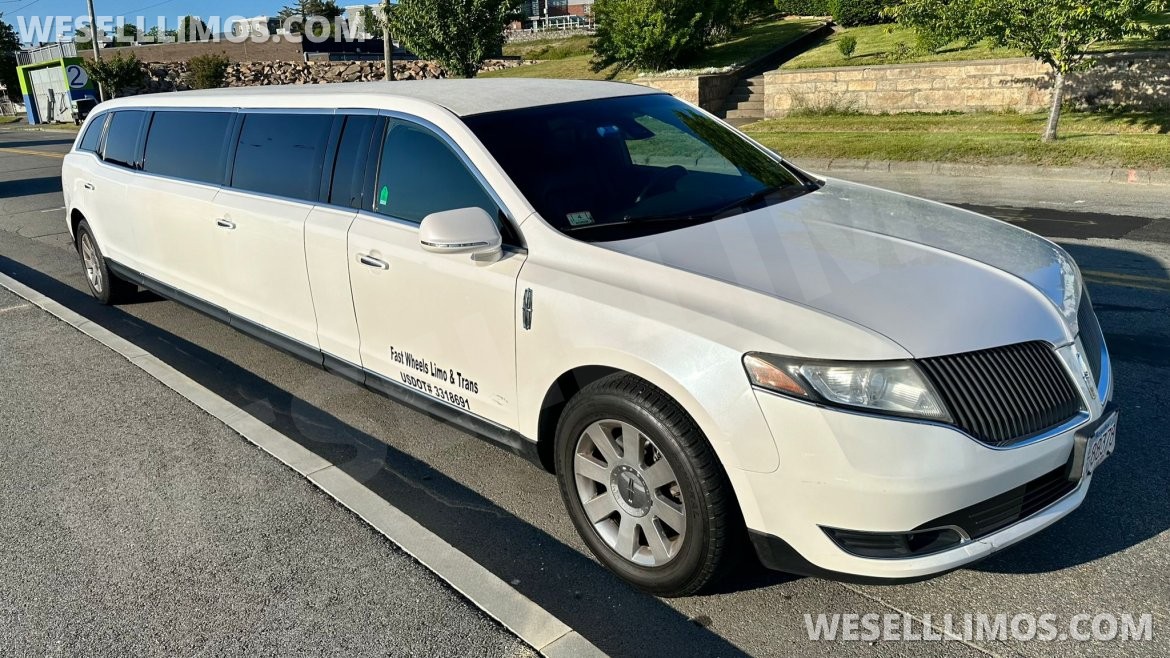 Limousine for Sale in Raynham, MA - Main Photo