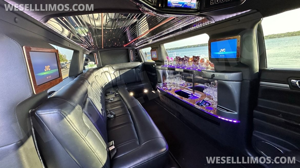 Limousine for Sale in Raynham, MA - Photo 11