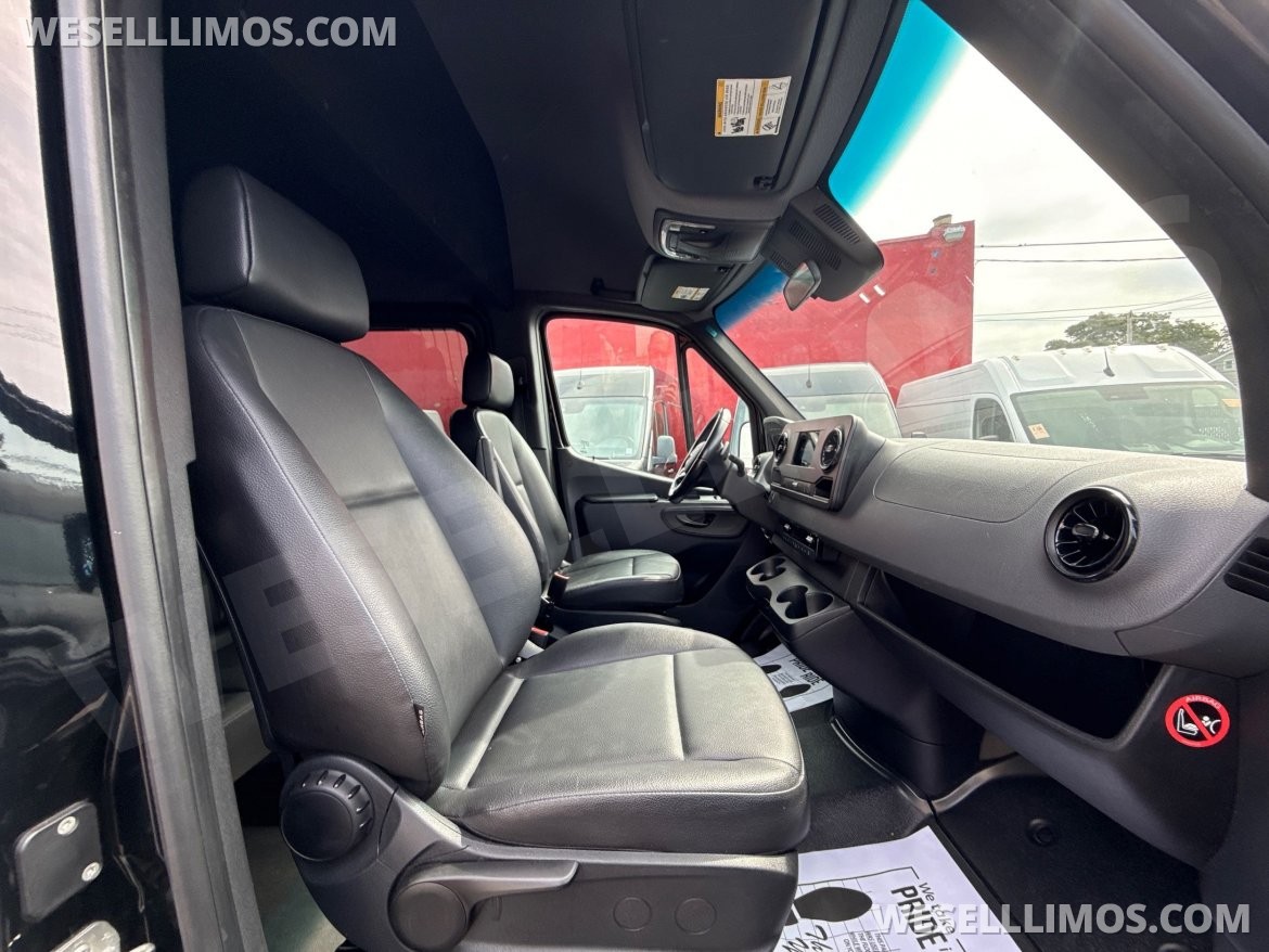 Sprinter for Sale in Baldwin, NY - Photo 19