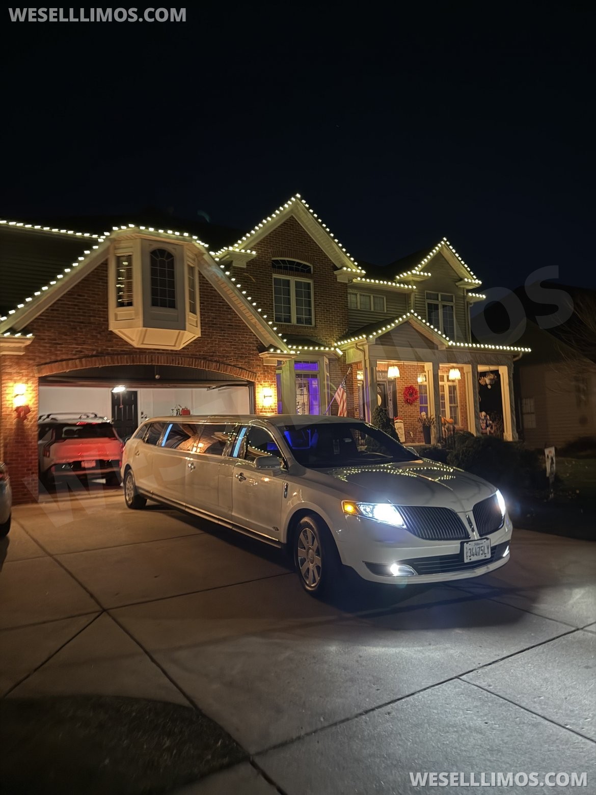 Limousine for Sale in Naperville, IL - Photo 8
