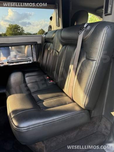 2016 5 Door Royale Lincoln MKT Limousine - Limousine for Sale in Naperville, IL - Photo 10