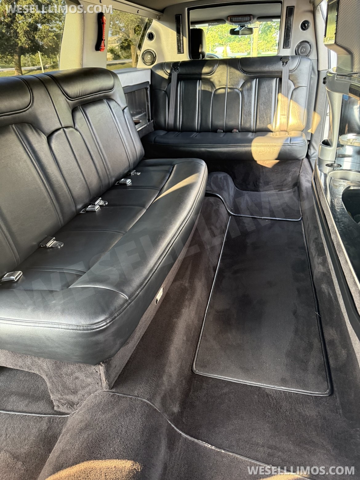 Limousine for Sale in Naperville, IL - Photo 13