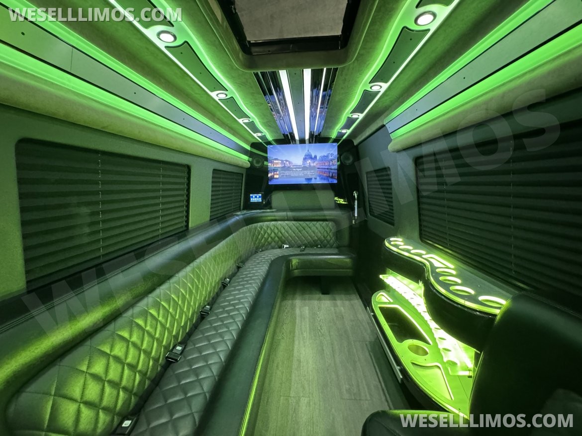 Sprinter for Sale in Springfield, MO - Main Photo