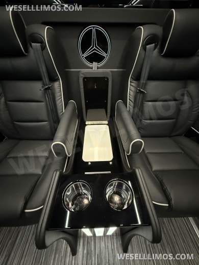 2026 Business Class Style Jet Sprinter - Sprinter for Sale in Springfield, MO - Photo 12