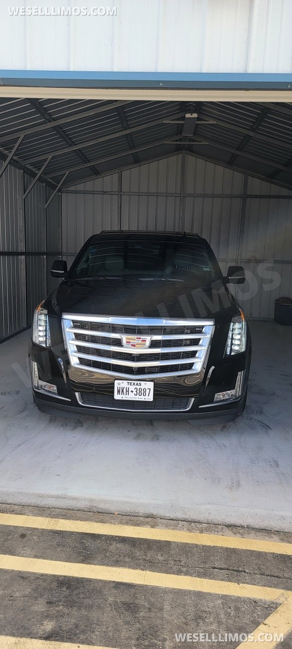 2015 Cadillac Escalade CEO SUV Mobile Office for Sale in Baytown, TX - Main Photo