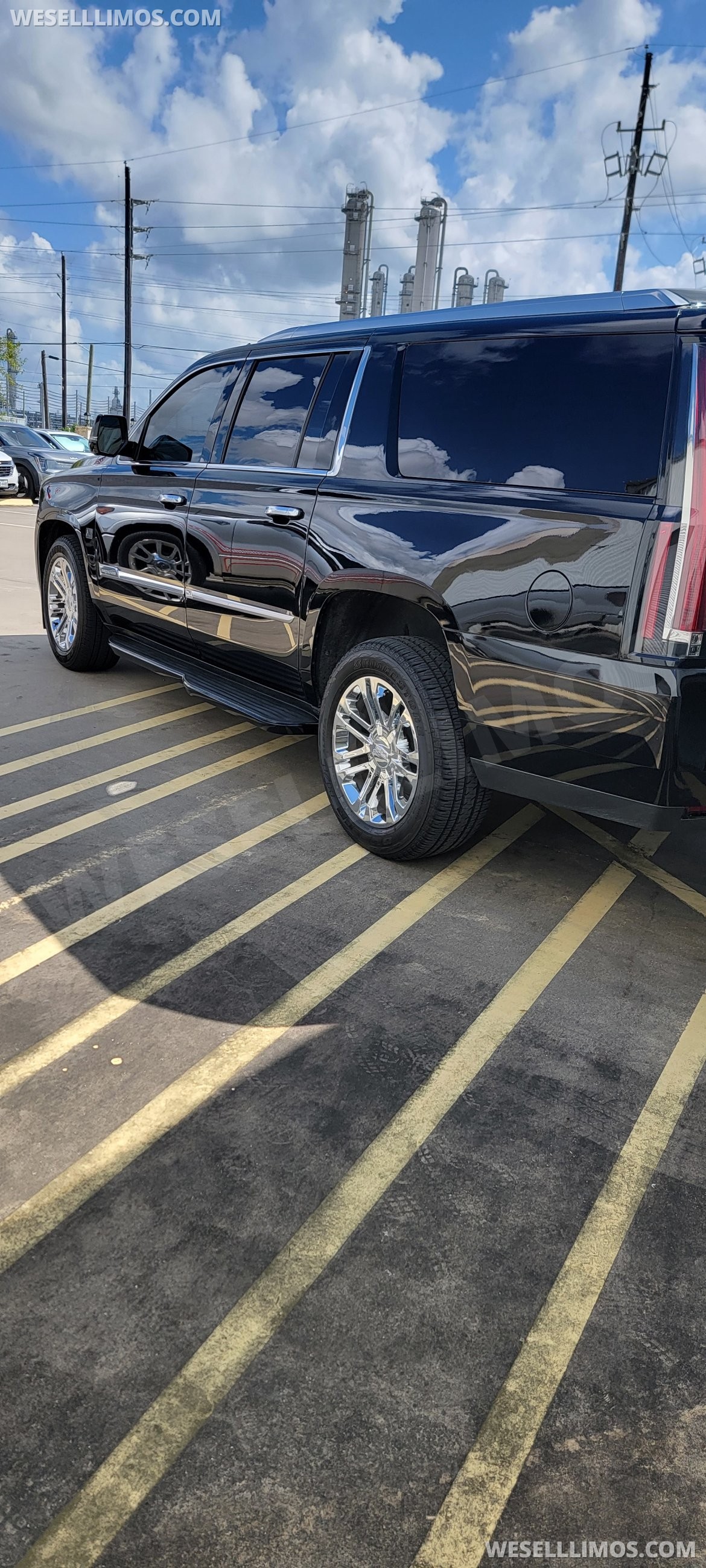 CEO SUV Mobile Office for Sale in Baytown, TX - Photo 4