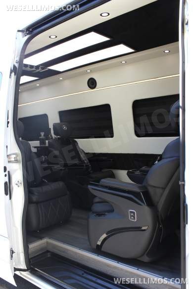 2024 Mercedes-Benz Luxury Sprinter Van 170" Ext 2500 Diesel - Exotic for Sale in Murrieta, CA - Photo 25