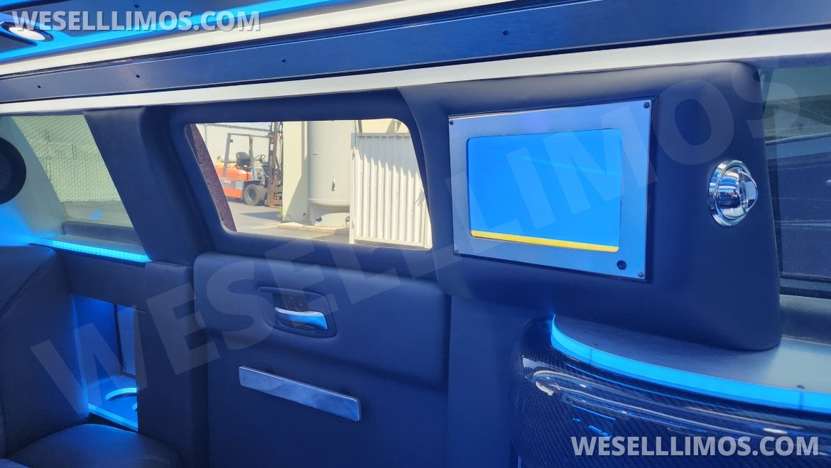 Limousine for Sale in Anaheim, CA - Photo 11