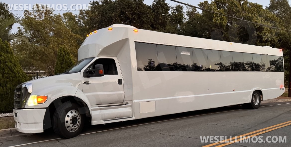 Limo Bus for Sale in Los Angeles, AL - Photo 7