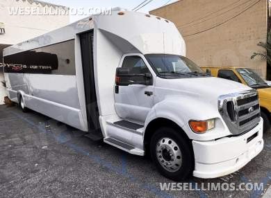 2012 Ford F750 50" - Limo Bus for Sale in Los Angeles, AL - Photo 9