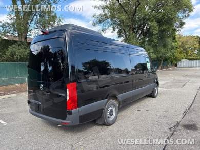 2025 Mercedes-Benz Sprinter Sprinter - Sprinter for Sale in Baldwin, NY - Photo 9