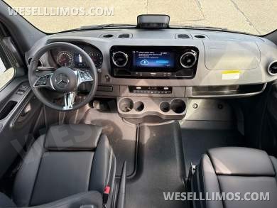 2025 Mercedes-Benz Sprinter Sprinter - Sprinter for Sale in Baldwin, NY - Photo 20
