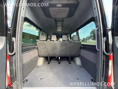 2025 Mercedes-Benz Sprinter Sprinter - Sprinter for Sale in Baldwin, NY - Photo 31